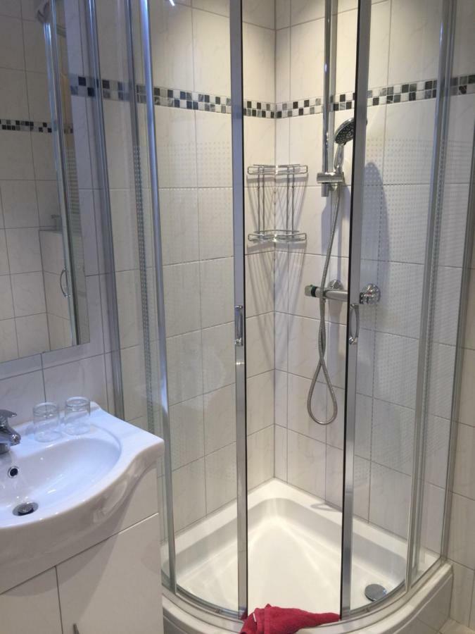 Pension & Gasthof Storchennest Gross Quassow Exteriör bild